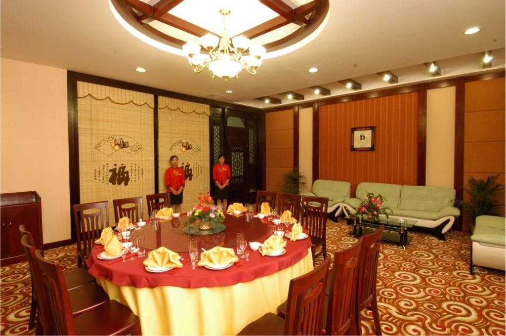 Guifu Holiday Hotel Yangshuo Exterior foto